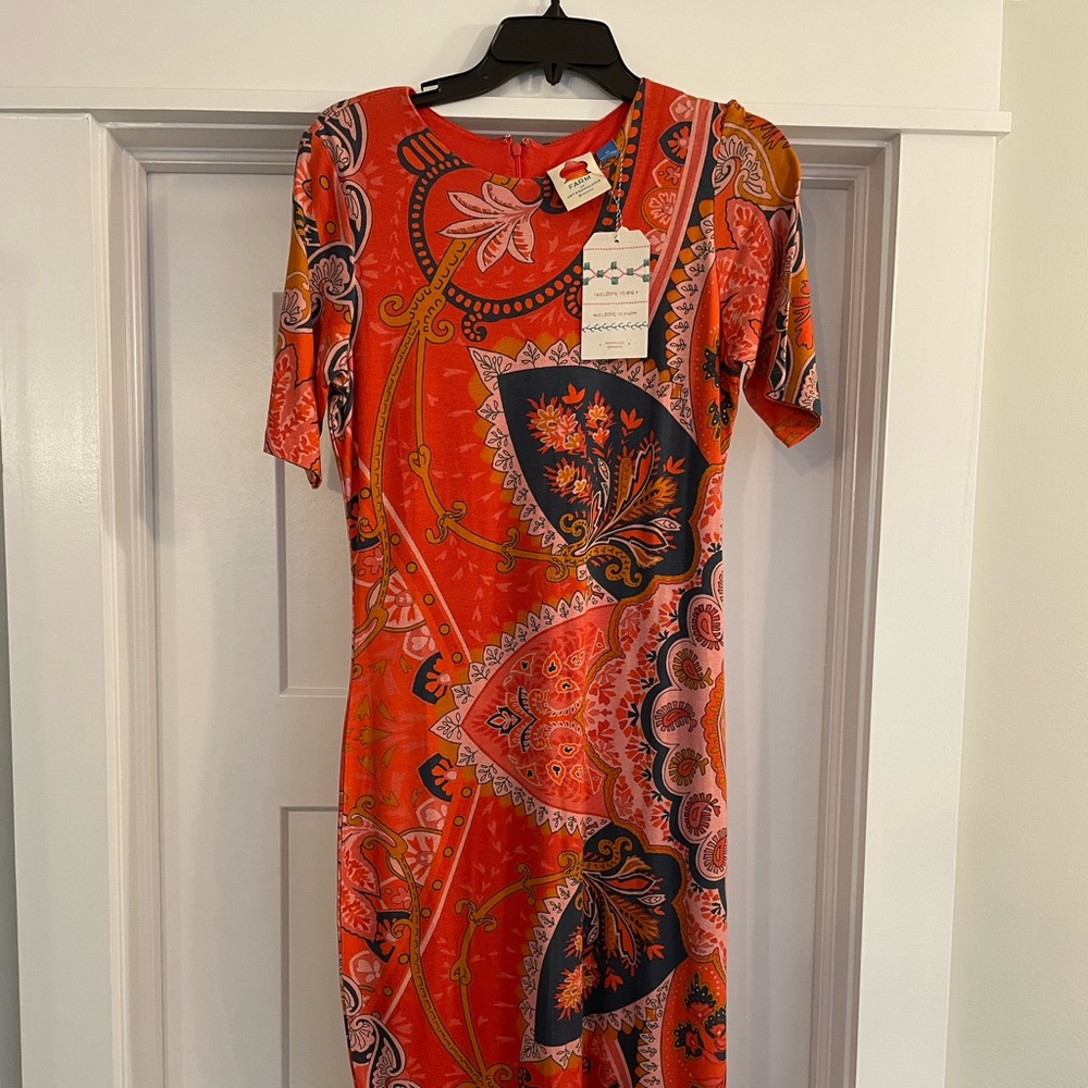 Farm Rio for Anthropologie stretch knot dress. Midi; BodyCon